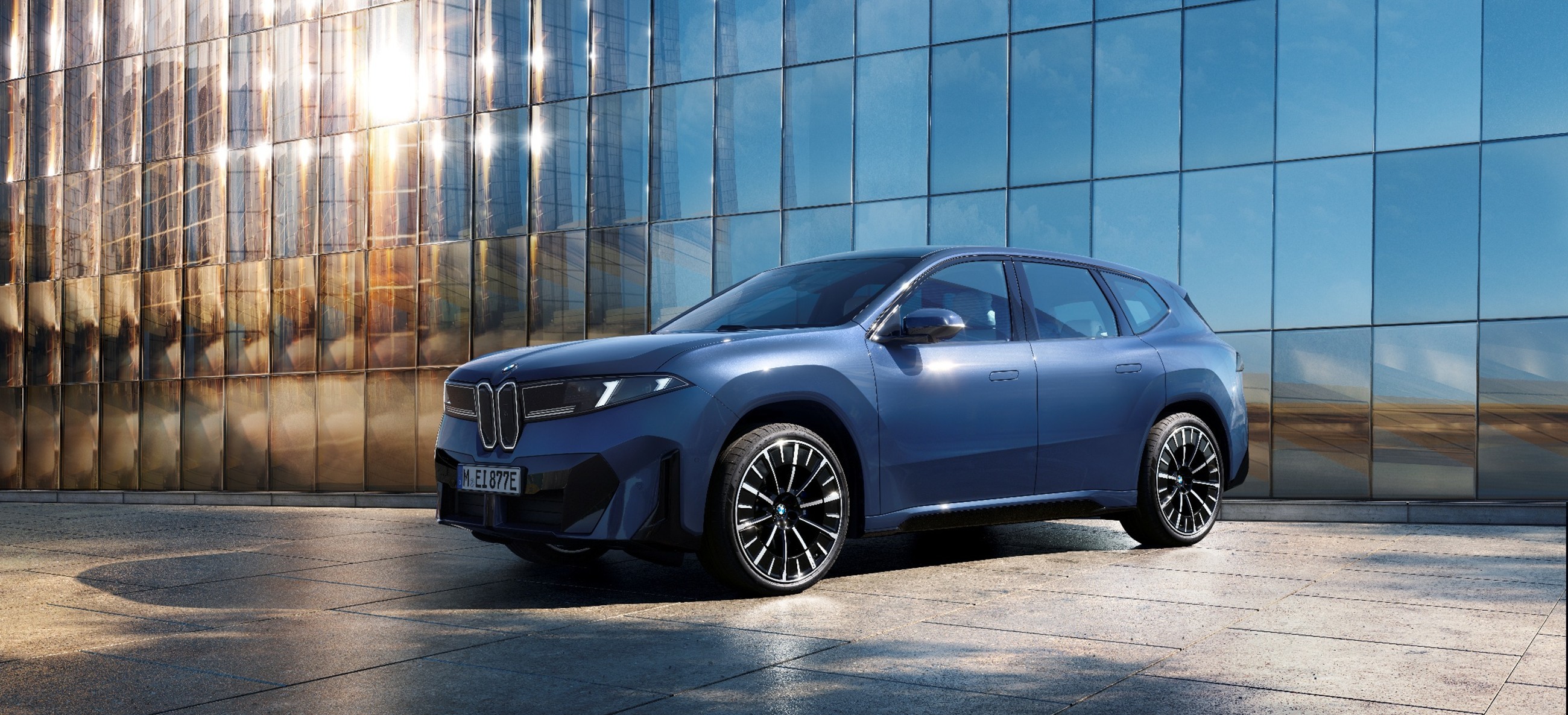 潜入レポート　～新型「BMW iX3」　セールス向けニューモデル・トレーニング～